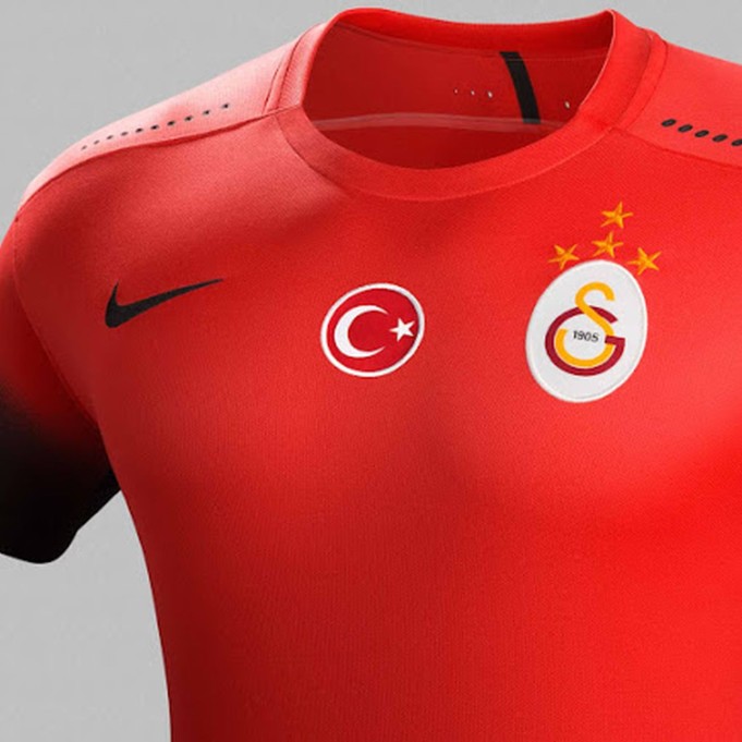 galatasaray nike third kit