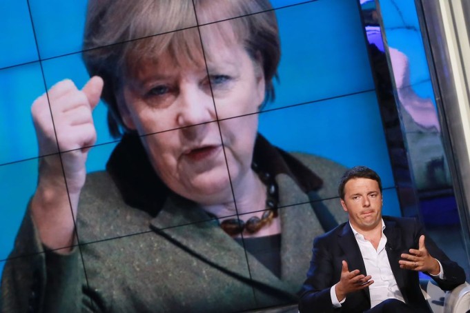 Matteo Renzi e Angela Merkel (Insidefoto.com)