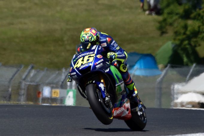 ufficiale rinnovo rossi yamaha motogp