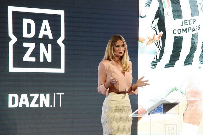 Come funziona abbonamento standard DAZN