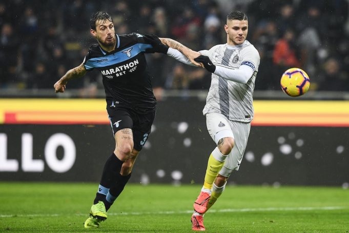 Mauro Icardi e Francesco Acerbi in Inter Lazio di Coppa Italia (Foto Image Sport / Insidefoto)