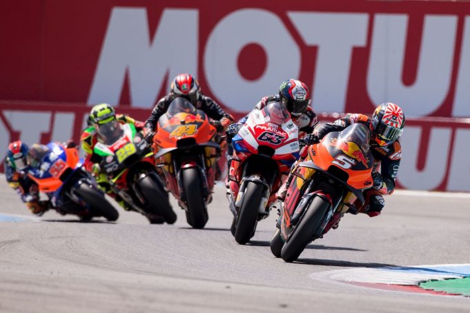 dove vedere test MotoGp Sepang tv streaming