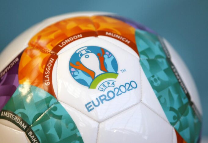 Panini collezione figurine Euro 2020