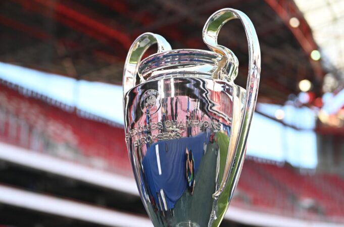 Premi Champions League 2021 2022