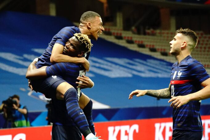 Kylian Mbappe, Paul Pogba e Lucas Hernandez (foto Norbert Scanella/PanoramiC via Onefootball)