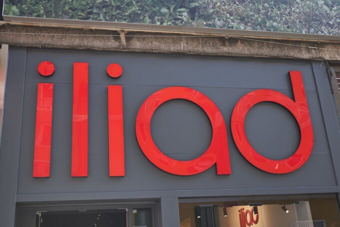 Iliad accordo Fastweb fibra