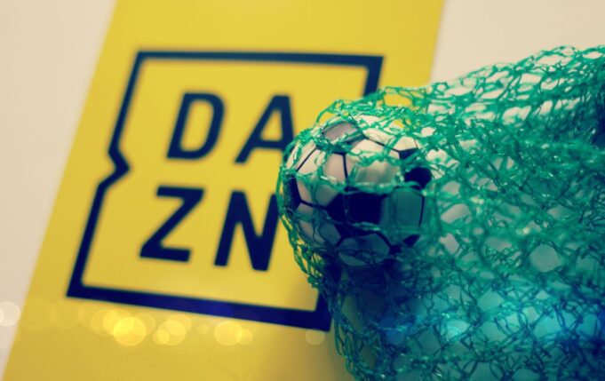 DAZN visione contemporanea